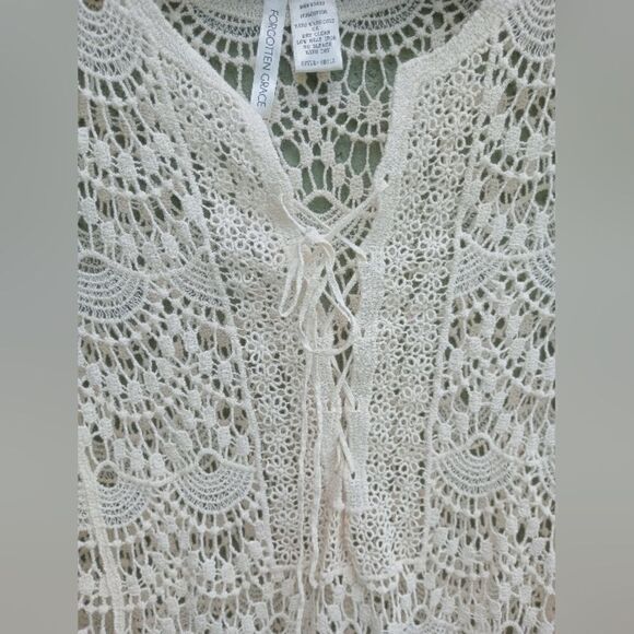 NWOT FORGOTTEN GRACE 100% Cotton Knit Cream Long Sleeve See-Thru Lace Up Top M - Picture 7 of 8